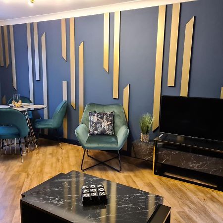 Stunning 2 Bed House Near Coastal Path/Lake/Beach Llanelli Eksteriør billede