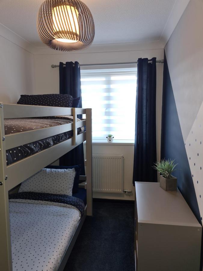 Stunning 2 Bed House Near Coastal Path/Lake/Beach Llanelli Eksteriør billede
