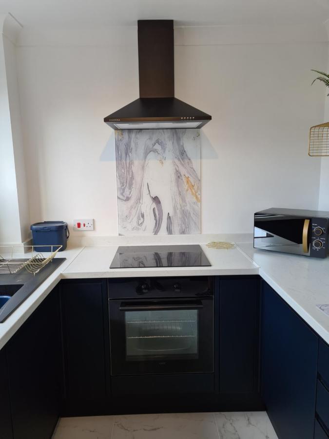 Stunning 2 Bed House Near Coastal Path/Lake/Beach Llanelli Eksteriør billede
