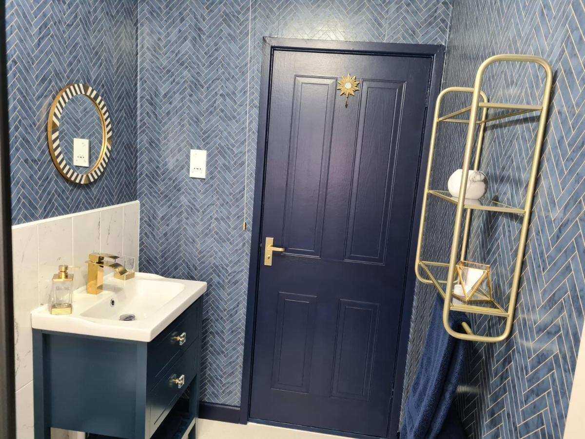 Stunning 2 Bed House Near Coastal Path/Lake/Beach Llanelli Eksteriør billede